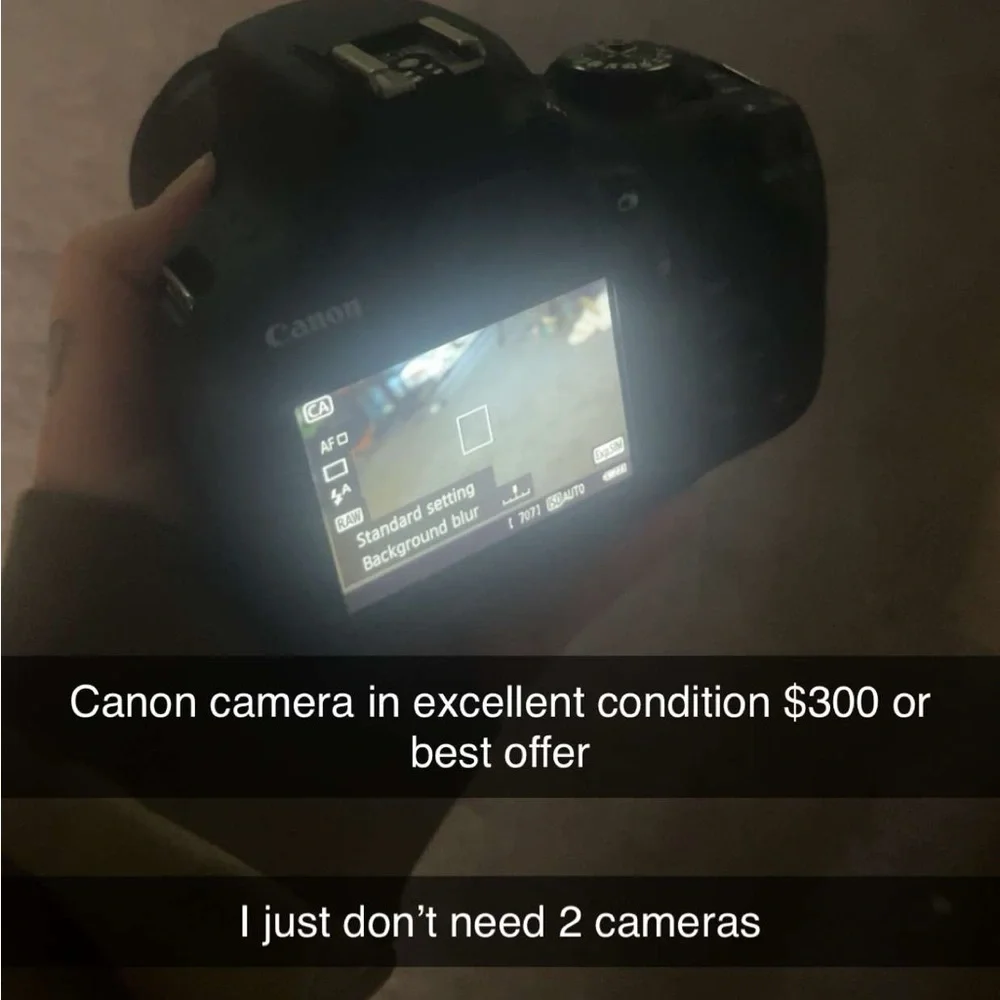 Canon Camera in excellent condition $300 or best offer model is DS126741